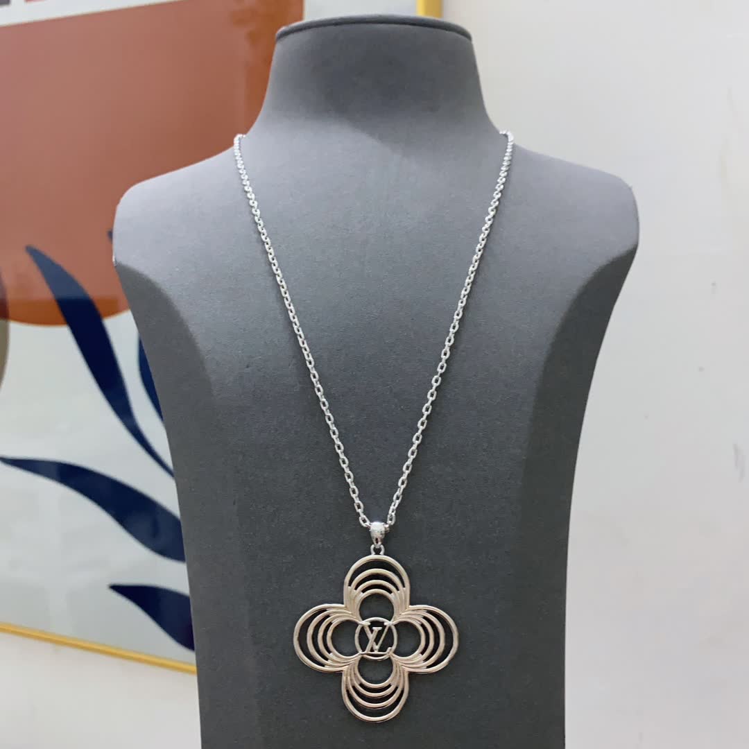 Louis Vuitton Silver Flower Pendant Necklace